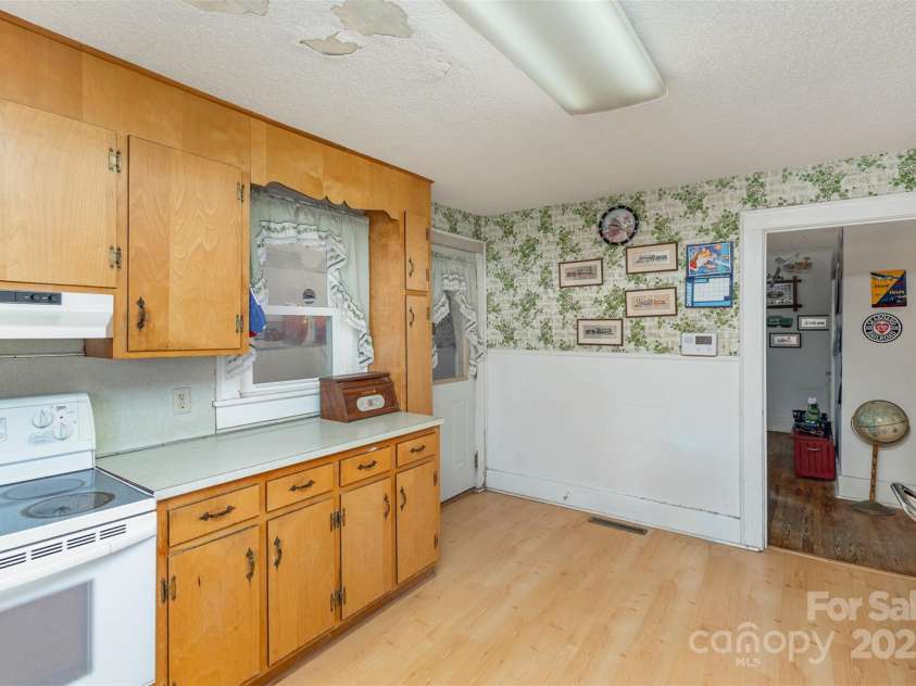 1979 Charlotte Highway, Mooresville, NC 28115.  MLS# CAR4218698, YatesRealty ID 1397. 