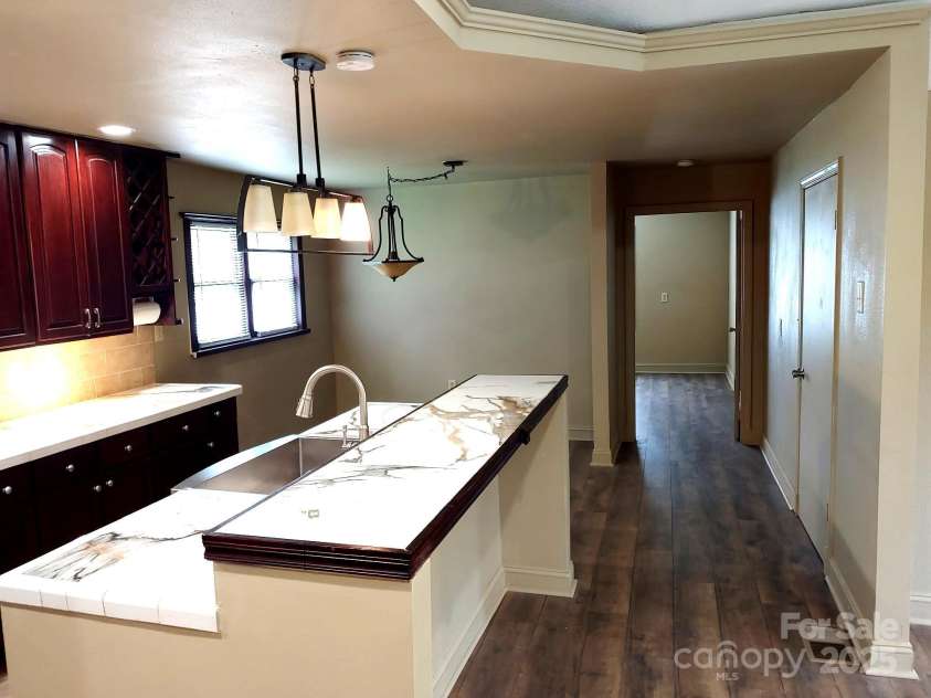 20 Frosted Lane, Burnsville, NC 28714.  MLS# CAR4226376, YatesRealty ID 1397. 