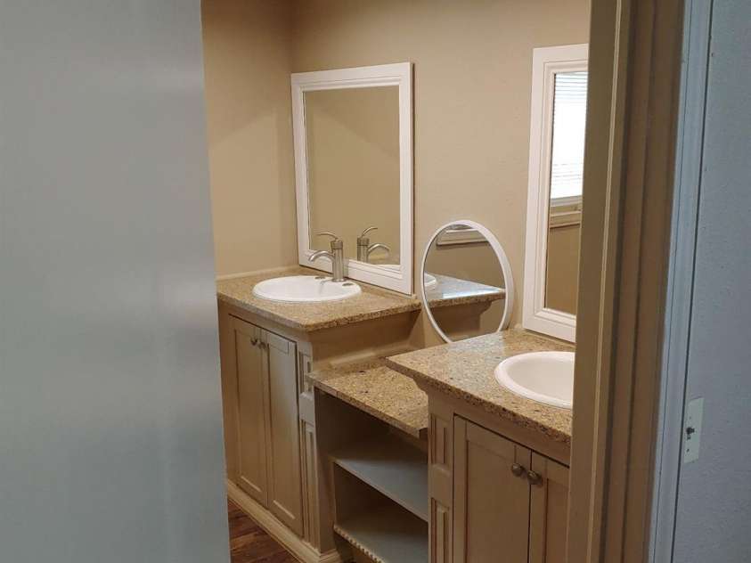 20 Frosted Lane, Burnsville, NC 28714.  MLS# CAR4226376, YatesRealty ID 1397. 