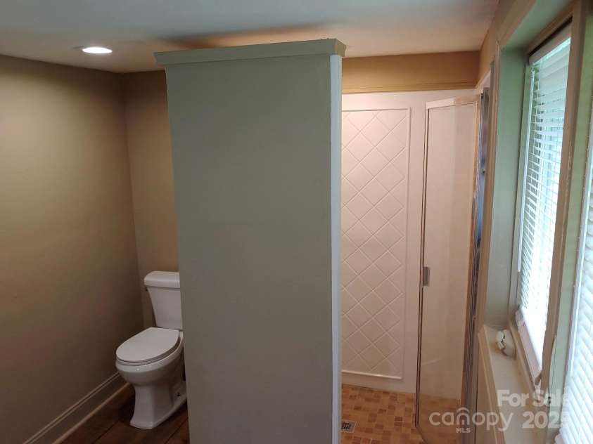 20 Frosted Lane, Burnsville, NC 28714.  MLS# CAR4226376, YatesRealty ID 1397. 