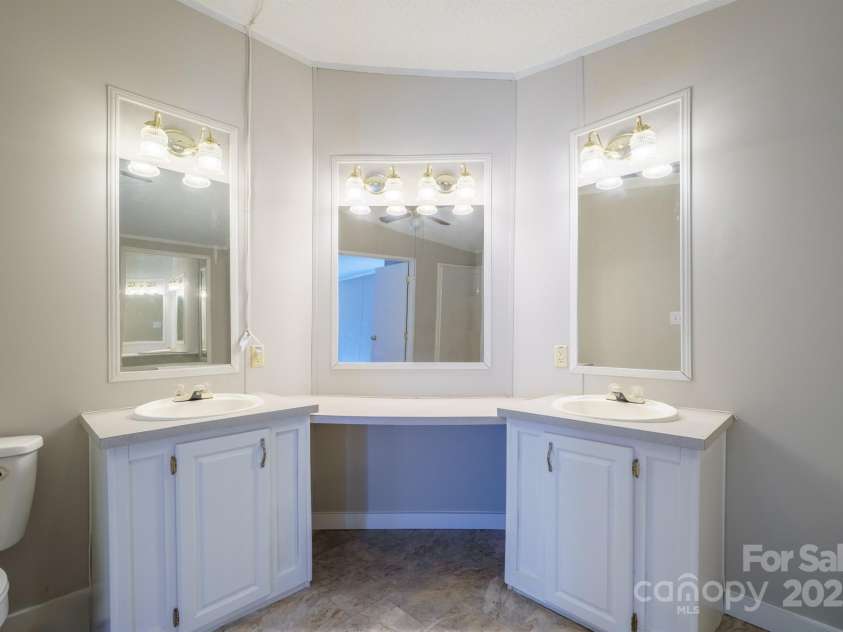 1664 Muddy Creek Road, Nebo, NC 28761.  MLS# CAR4224041, YatesRealty ID 13971. 