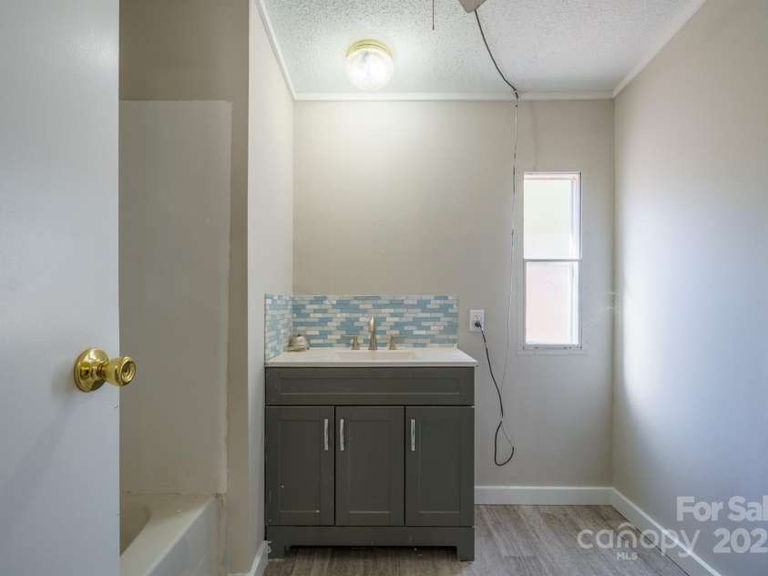 1664 Muddy Creek Road, Nebo, NC 28761.  MLS# CAR4224041, YatesRealty ID 13971. 