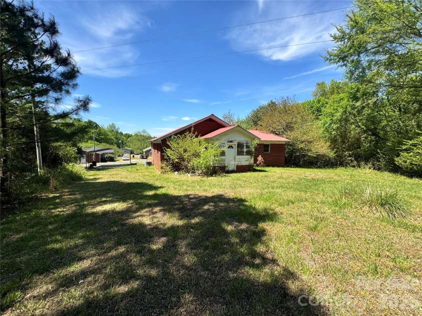 101 Ledbetter Road, Polkton, NC 28135.  MLS# CAR4371385, YatesRealty ID 13975. 