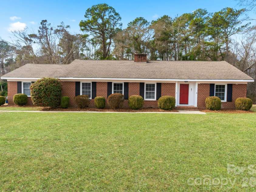 201 Northam Road, Rockingham, NC 28379.  MLS# CAR4334153, YatesRealty ID 13976. 