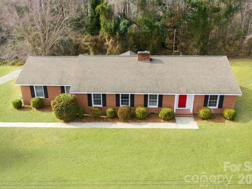 201 Northam Road, Rockingham, NC 28379.  MLS# CAR4334153, YatesRealty ID 13976. 