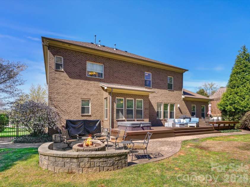 13130 Long Common Parkway, Huntersville, NC 28078.  MLS# CAR4359234, YatesRealty ID 13978. 