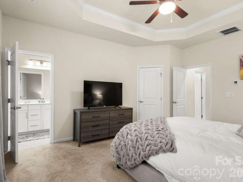 11709 Blessington Road, Huntersville, NC 28078.  MLS# CAR4352776, YatesRealty ID 13980. 