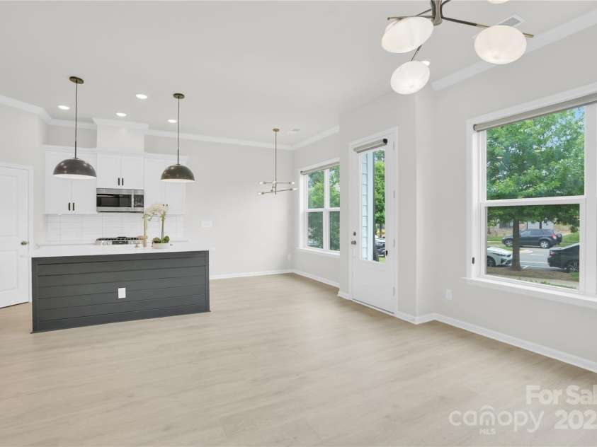 5946 Ardrey Kell Road, Charlotte, NC 28277.  MLS# CAR4258861, YatesRealty ID 13980. 