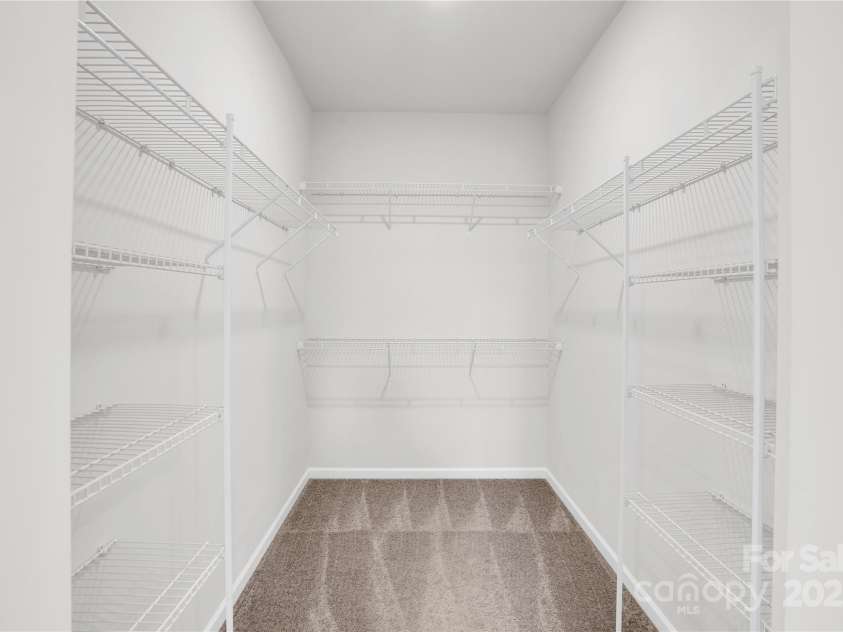 5946 Ardrey Kell Road, Charlotte, NC 28277.  MLS# CAR4258861, YatesRealty ID 13980. 