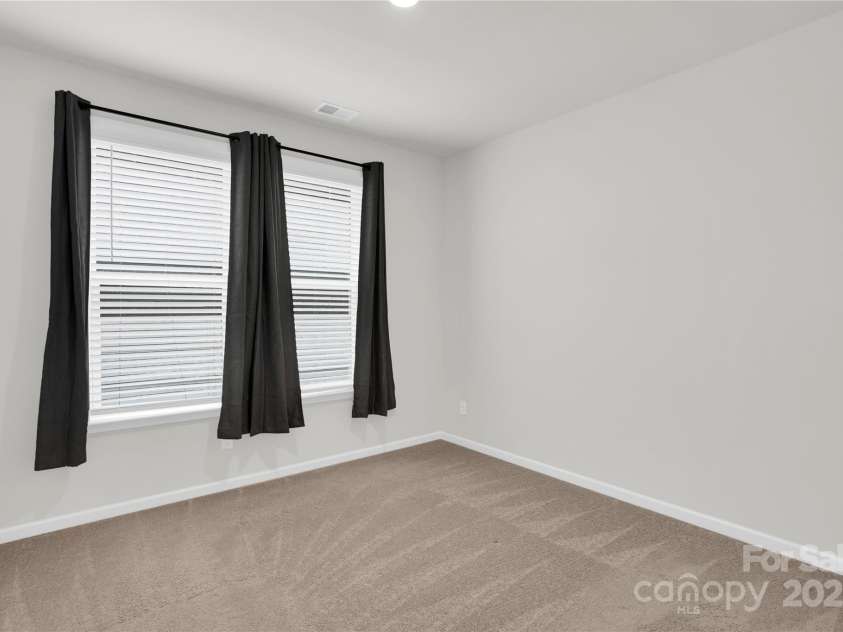 5946 Ardrey Kell Road, Charlotte, NC 28277.  MLS# CAR4258861, YatesRealty ID 13980. 