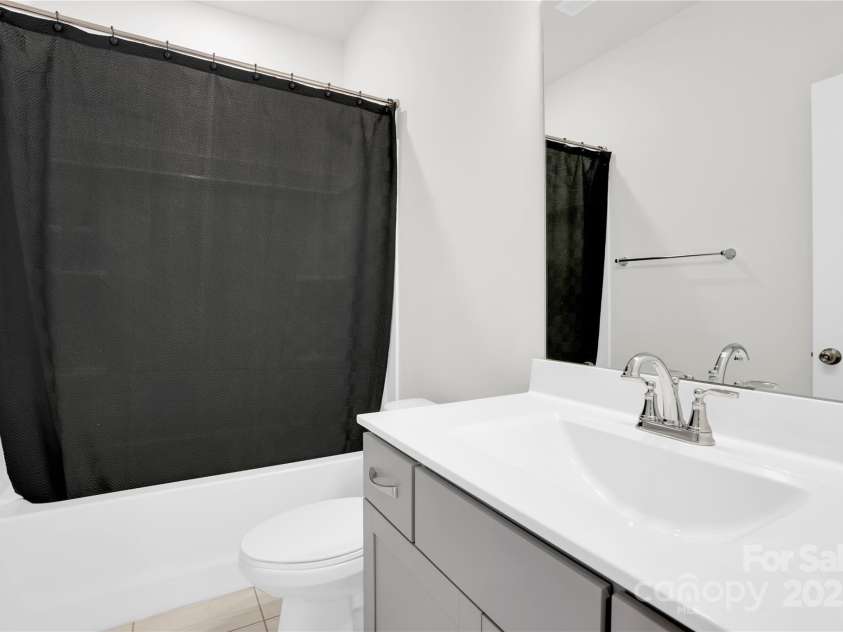 5946 Ardrey Kell Road, Charlotte, NC 28277.  MLS# CAR4258861, YatesRealty ID 13980. 