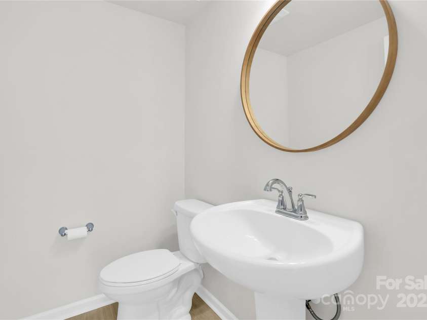 5946 Ardrey Kell Road, Charlotte, NC 28277.  MLS# CAR4258861, YatesRealty ID 13980. 