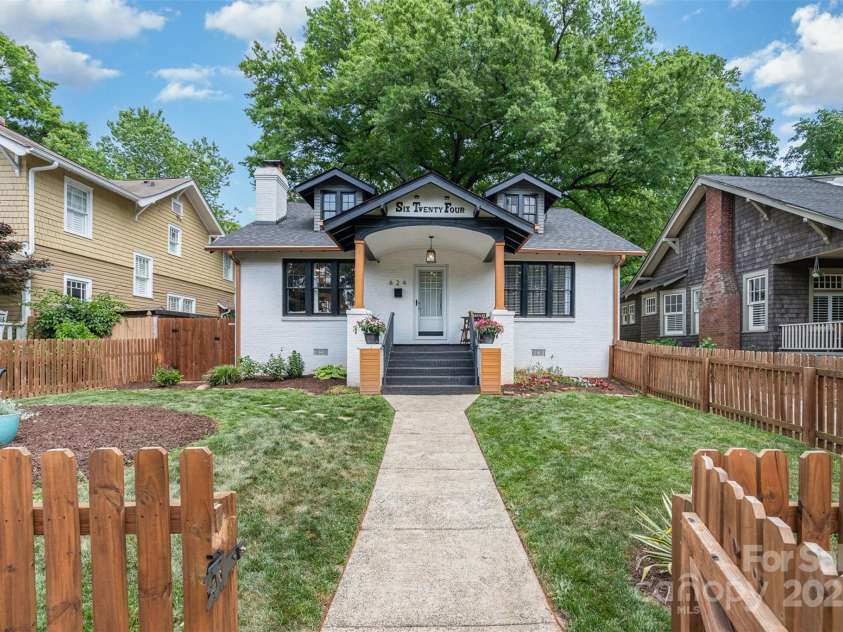624 Oakland Avenue, Charlotte, NC 28204.  MLS# CAR4253289, YatesRealty ID 13981. 