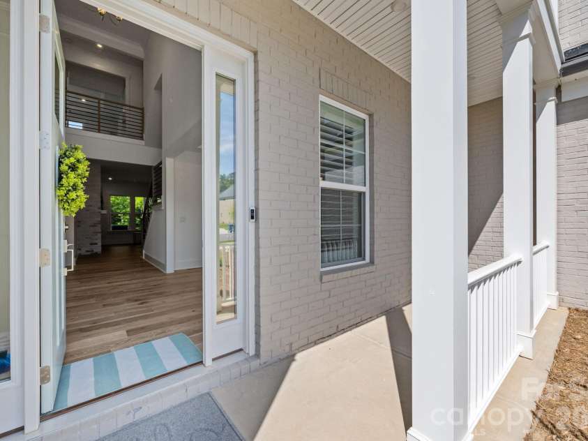 8620 Balcony Bridge Road, Huntersville, NC 28078.  MLS# CAR4370032, YatesRealty ID 13981. 
