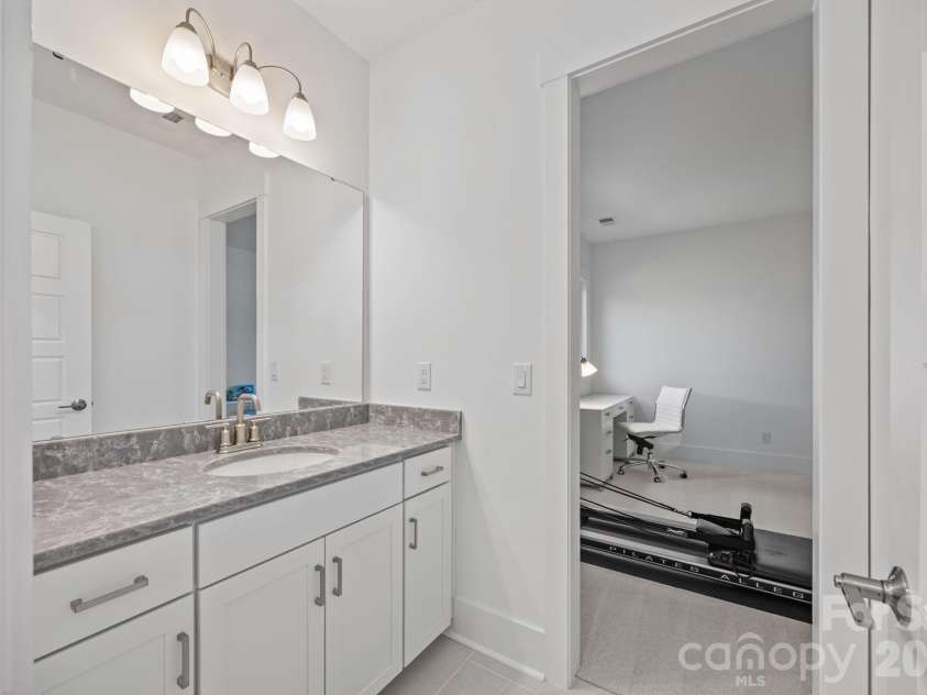 8620 Balcony Bridge Road, Huntersville, NC 28078.  MLS# CAR4370032, YatesRealty ID 13981. 