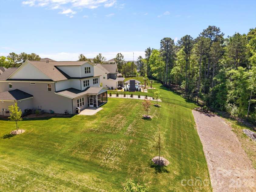 8620 Balcony Bridge Road, Huntersville, NC 28078.  MLS# CAR4370032, YatesRealty ID 13981. 
