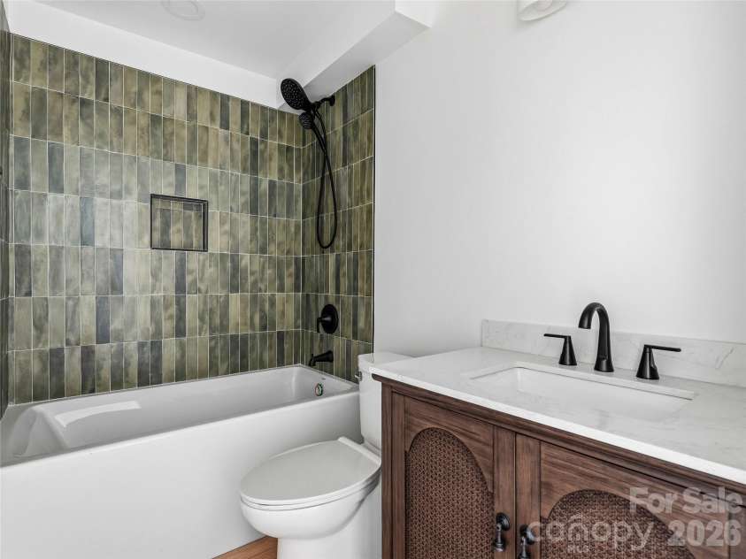 710 Kendal Drive, Leicester, NC 28748.  MLS# CAR4362024, YatesRealty ID 13982. 