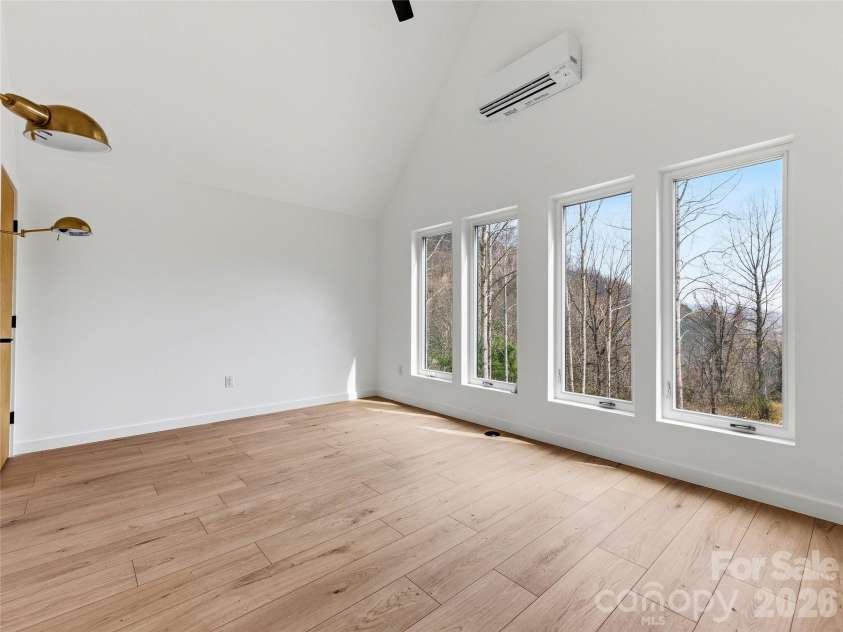 710 Kendal Drive, Leicester, NC 28748.  MLS# CAR4362024, YatesRealty ID 13982. 
