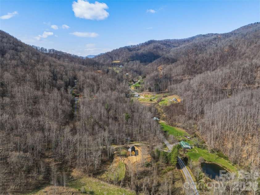 710 Kendal Drive, Leicester, NC 28748.  MLS# CAR4362024, YatesRealty ID 13982. 