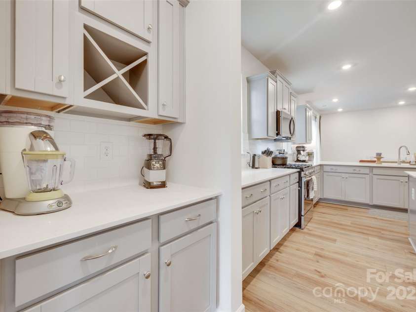 3101 Virginia Trail Court, Fort Mill, SC 29715.  MLS# CAR4259389, YatesRealty ID 13983. 