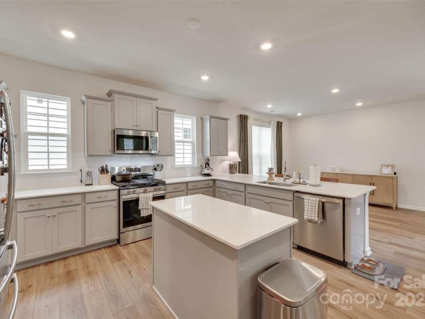 3101 Virginia Trail Court, Fort Mill, SC 29715.  MLS# CAR4259389, YatesRealty ID 13983. 