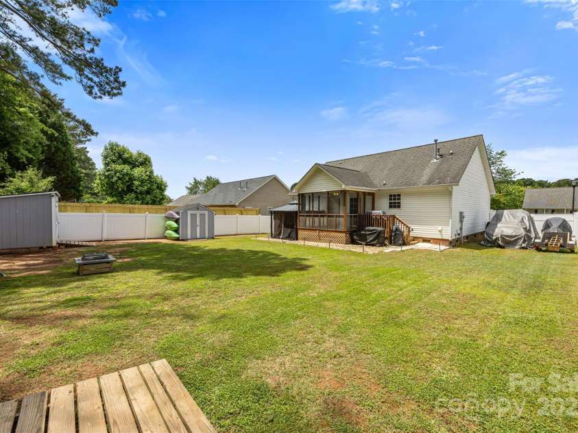 311 Masters Drive, Rock Hill, SC 29732.  MLS# CAR4252874, YatesRealty ID 13984. Backyard