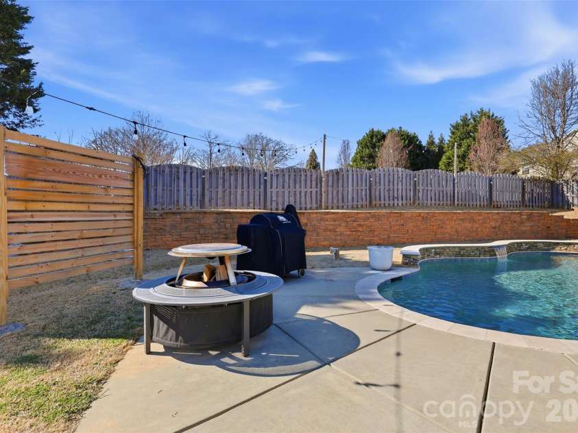 6004 Brook Valley Run, Monroe, NC 28110.  MLS# CAR4344182, YatesRealty ID 13984. Outdoor oasis!