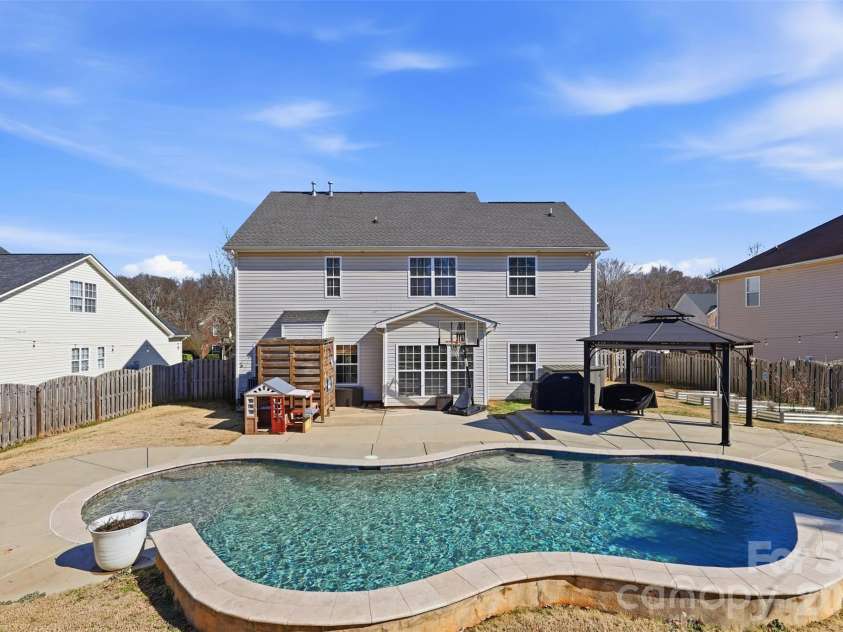 6004 Brook Valley Run, Monroe, NC 28110.  MLS# CAR4344182, YatesRealty ID 13984. Outdoor oasis!