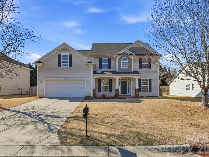 6004 Brook Valley Run, Monroe, NC 28110.  MLS# CAR4344182, YatesRealty ID 13984. Welcome home!