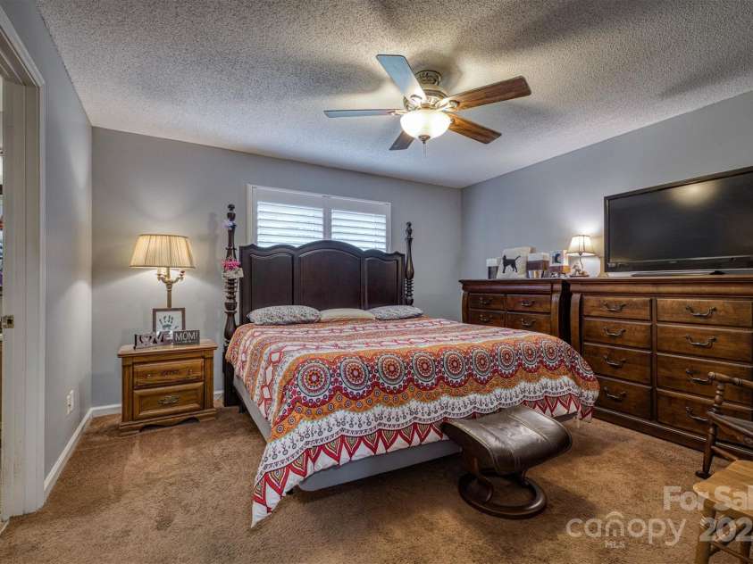 3085 Hunters Ridge Court, Morganton, NC 28655.  MLS# CAR4246443, YatesRealty ID 13985. 