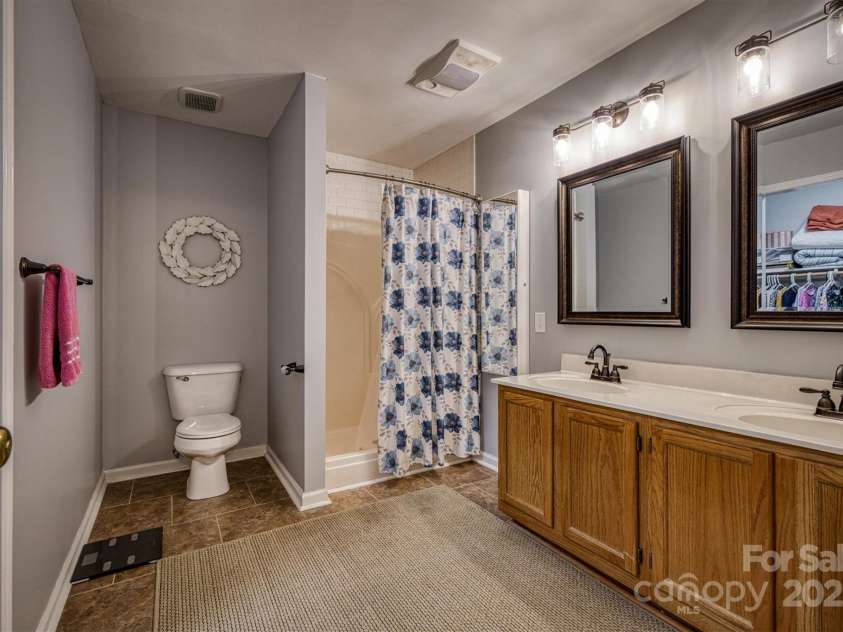 3085 Hunters Ridge Court, Morganton, NC 28655.  MLS# CAR4246443, YatesRealty ID 13985. 