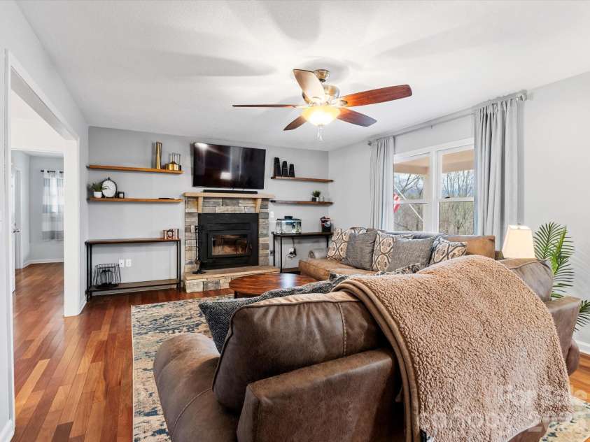 26 Morrow Drive, Fairview, NC 28730.  MLS# CAR4349703, YatesRealty ID 13987. Cozy and spacious