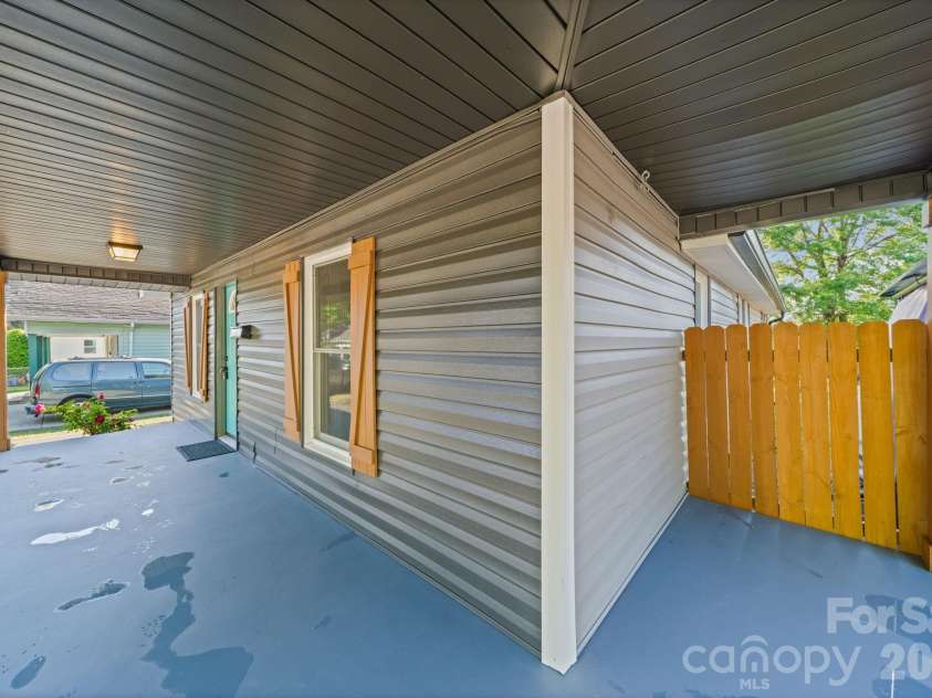 150 Cedar Drive, Concord, NC 28025.  MLS# CAR4368296, YatesRealty ID 13988. 
