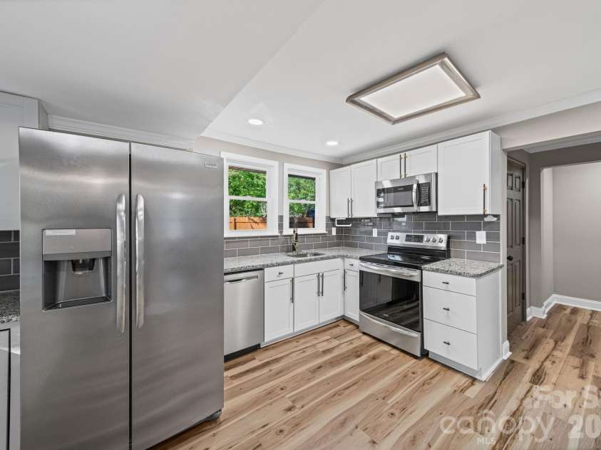 150 Cedar Drive, Concord, NC 28025.  MLS# CAR4368296, YatesRealty ID 13988. 