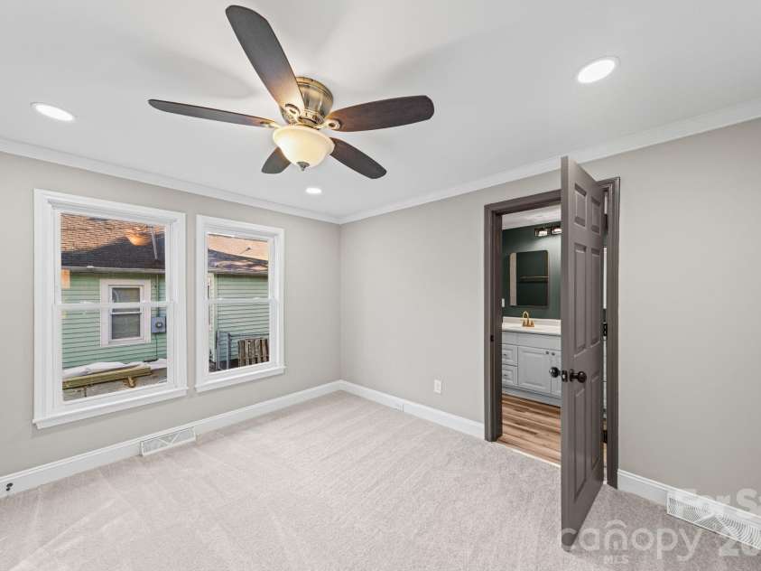 150 Cedar Drive, Concord, NC 28025.  MLS# CAR4368296, YatesRealty ID 13988. 