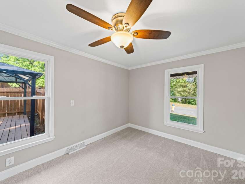 150 Cedar Drive, Concord, NC 28025.  MLS# CAR4368296, YatesRealty ID 13988. 