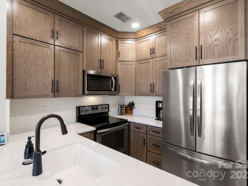 164 Singleton Road, Mooresville, NC 28117.  MLS# CAR4242800, YatesRealty ID 13988. 