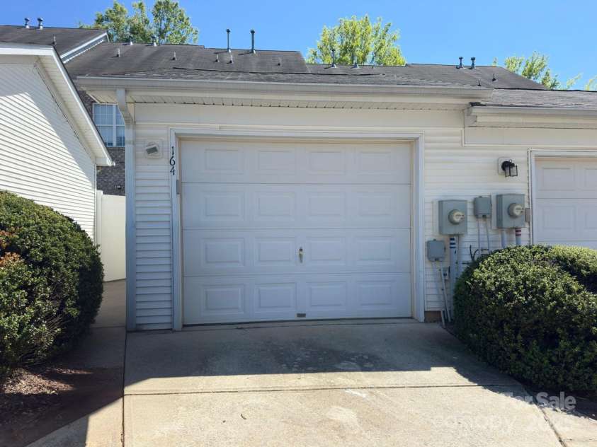 164 Singleton Road, Mooresville, NC 28117.  MLS# CAR4242800, YatesRealty ID 13988. 