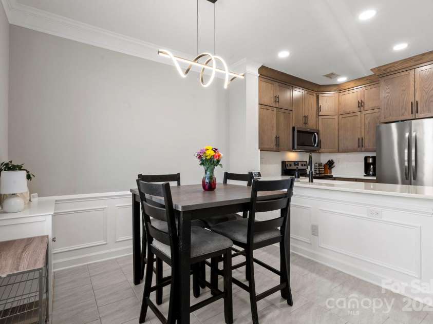 164 Singleton Road, Mooresville, NC 28117.  MLS# CAR4242800, YatesRealty ID 13988. Dining