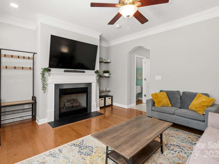 164 Singleton Road, Mooresville, NC 28117.  MLS# CAR4242800, YatesRealty ID 13988. Living