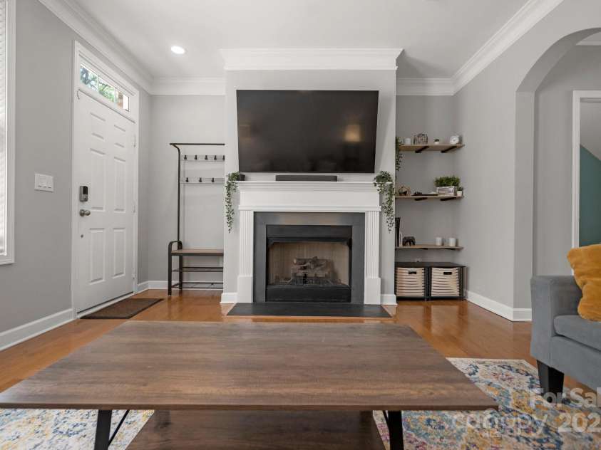 164 Singleton Road, Mooresville, NC 28117.  MLS# CAR4242800, YatesRealty ID 13988. Living