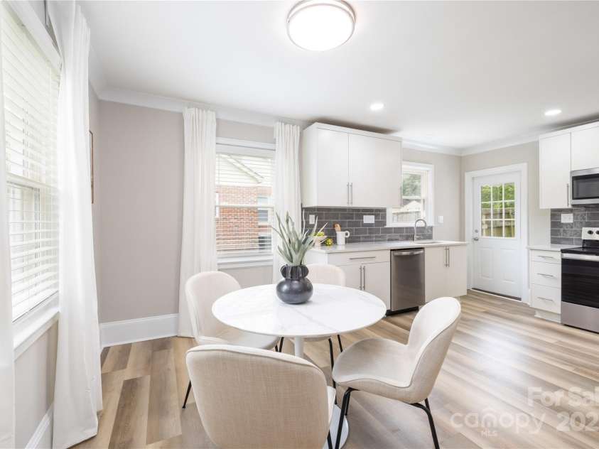 2414 Remount Road, Charlotte, NC 28208.  MLS# CAR4243386, YatesRealty ID 13989. 