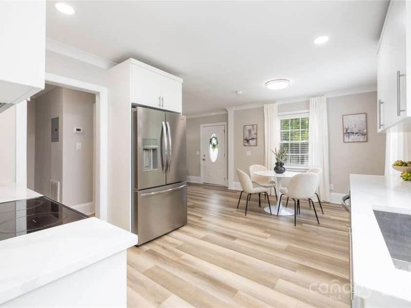 2414 Remount Road, Charlotte, NC 28208.  MLS# CAR4243386, YatesRealty ID 13989. 