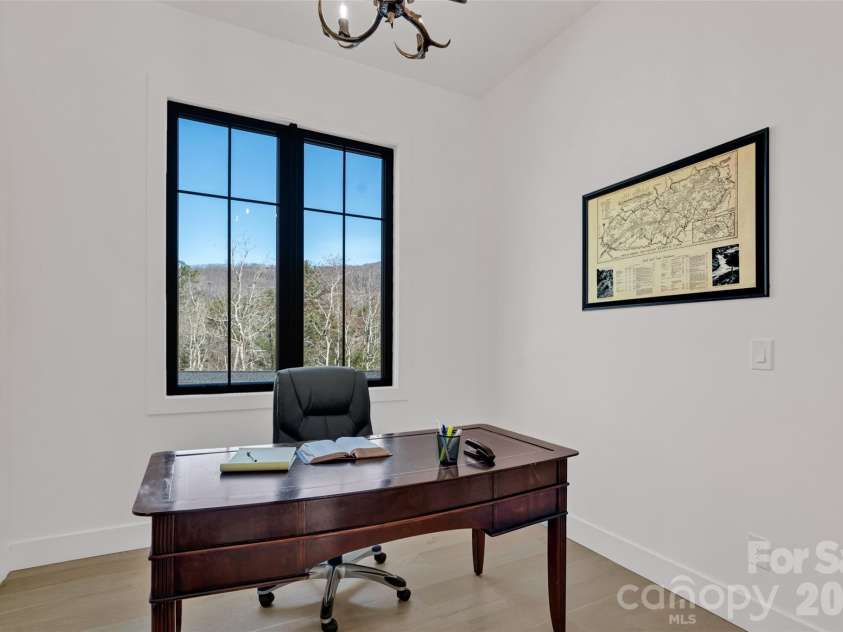 26 Pineview Road, Fairview, NC 28730.  MLS# CAR4357882, YatesRealty ID 13989. Office space