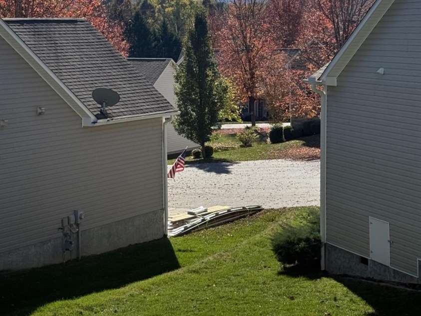 18 Eagle Pointe Way, Flat Rock, NC 28731.  MLS# CAR4306261, YatesRealty ID 1399. 