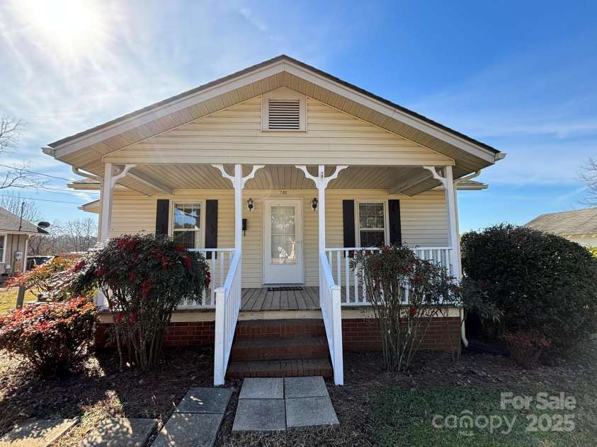 701 Eldorado Street, Troy, NC 27371.  MLS# CAR4220545, YatesRealty ID 1399. 