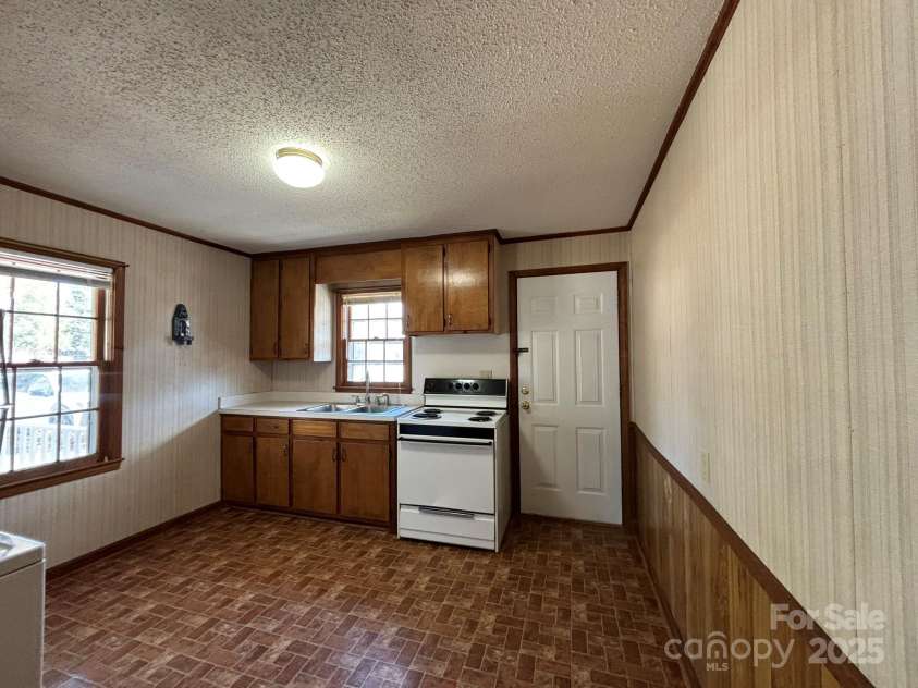 701 Eldorado Street, Troy, NC 27371.  MLS# CAR4220545, YatesRealty ID 1399. 