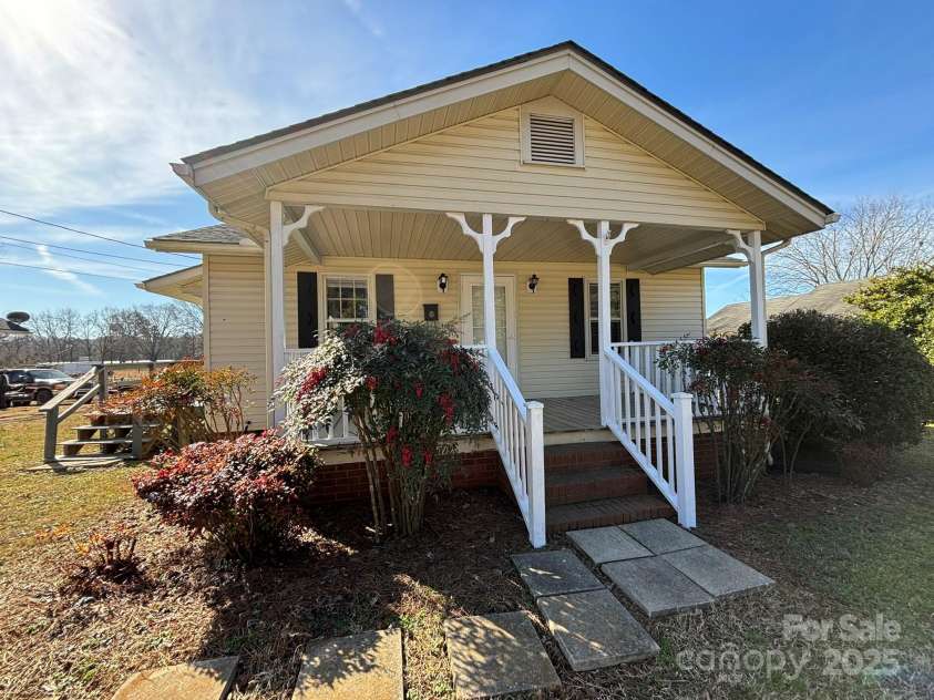 701 Eldorado Street, Troy, NC 27371.  MLS# CAR4220545, YatesRealty ID 1399. 