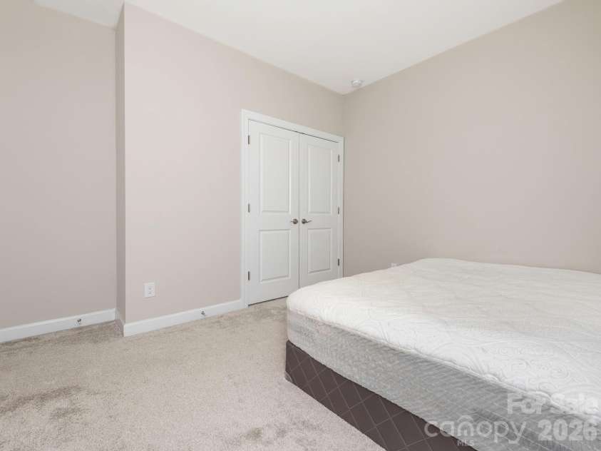 14816 Batteliere Drive, Charlotte, NC 28278.  MLS# CAR4362164, YatesRealty ID 13991. 