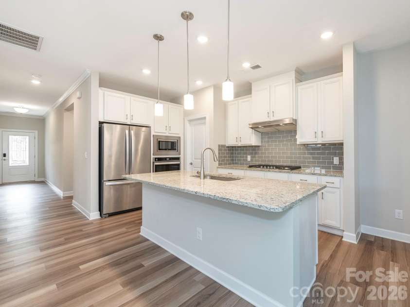 14816 Batteliere Drive, Charlotte, NC 28278.  MLS# CAR4362164, YatesRealty ID 13991. 
